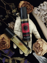 Load image into Gallery viewer, Sunna Sun Goddess ~ Ritual Anointing Oil ~ Bright & Shining ~ Success ~ Joy ~ Happiness ~ Reveal Truth ~ Wealth ~Prosperity ~ Joviality