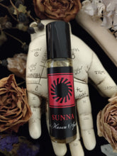 Load image into Gallery viewer, Sunna Sun Goddess ~ Ritual Anointing Oil ~ Bright &amp; Shining ~ Success ~ Joy ~ Happiness ~ Reveal Truth ~ Wealth ~Prosperity ~ Joviality
